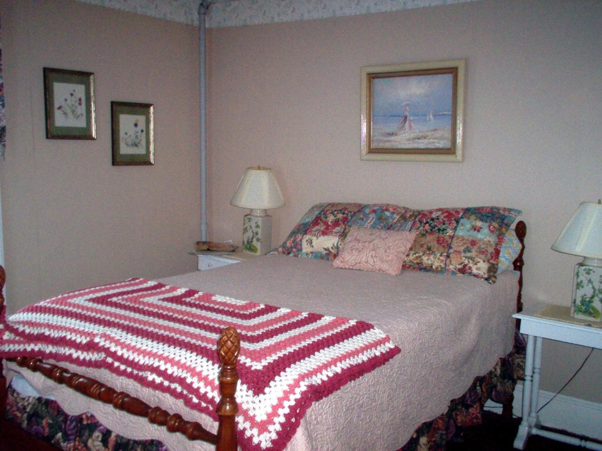 Parks Edge Inn Millinocket Exterior photo